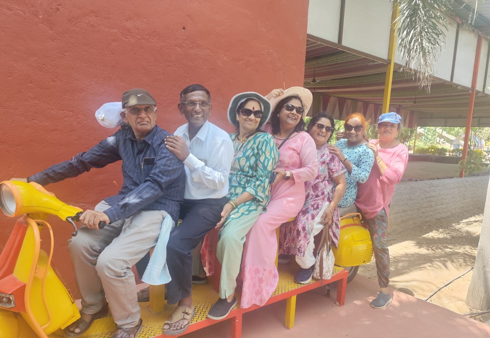 दरेकर वाडा येथील Get Together